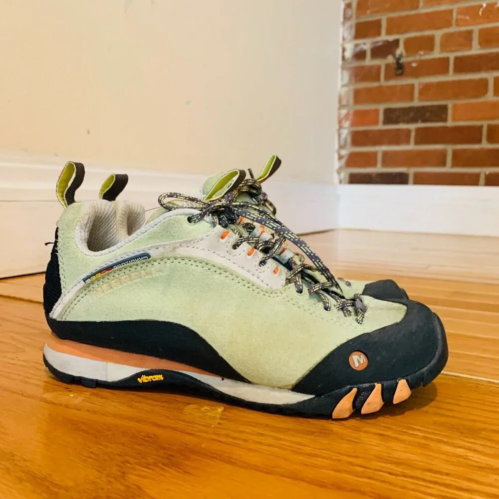 Merrell Continuum Edge Vibram Sole Women’s Hiking Shoes Size 6 Sage Green Used